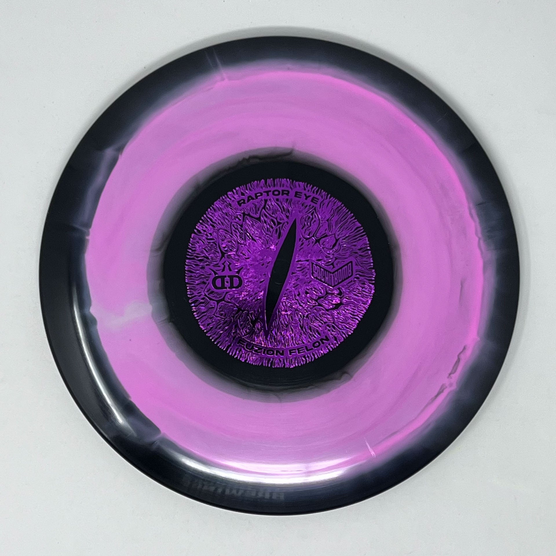 Dynamic Discs Fuzion Felon (Sockibomb Raptor Eye)