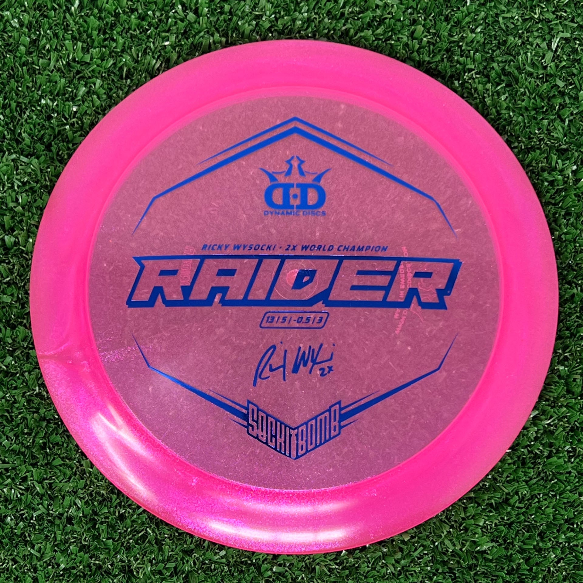 Dynamic Discs Lucid-Ice Glimmer Raider (Ricky Wysocki Sockibomb Stamp)