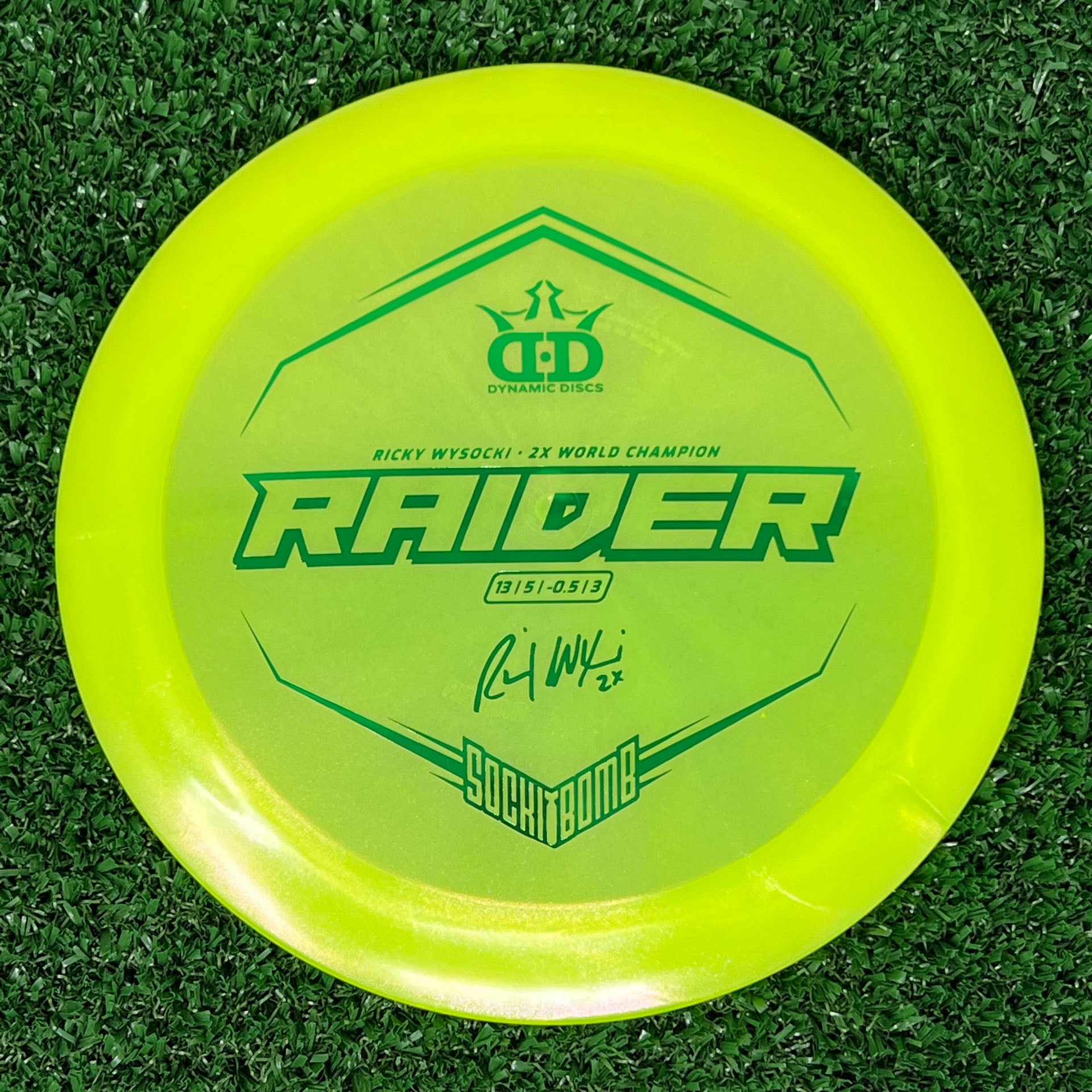 Dynamic Discs Lucid-Ice Glimmer Raider (Ricky Wysocki Sockibomb Stamp)